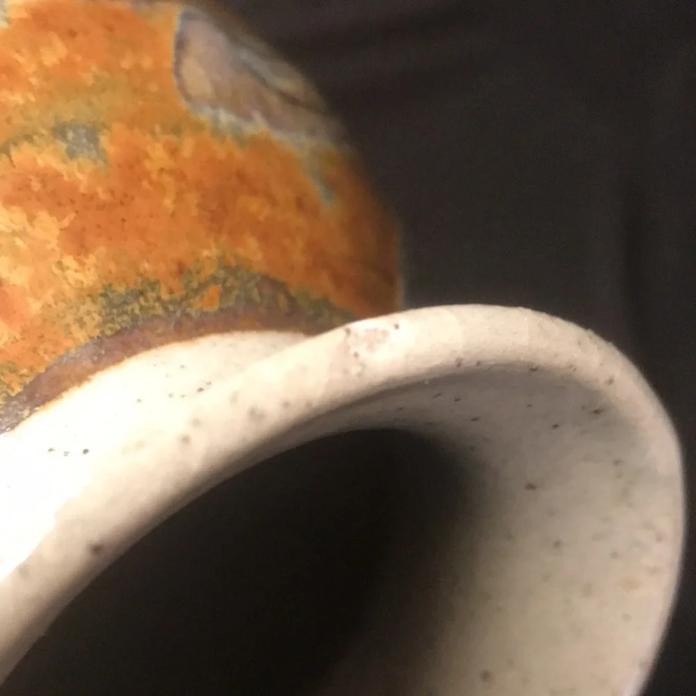 Signed Studio‎ Pottery Vase 9-1/2